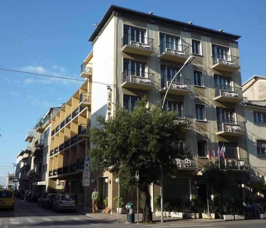 Hotel Stella D'Italia Viareggio Luaran gambar